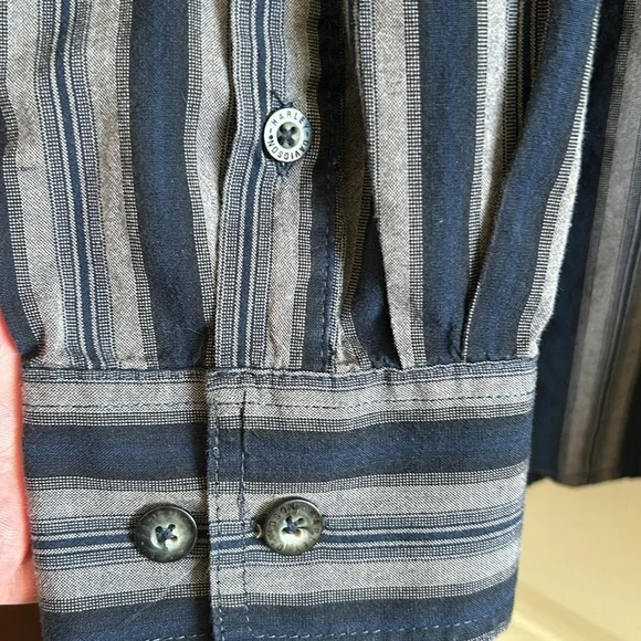 Men’s Harley Davidson Long Sleeve Shirt - Picture 5 of 12